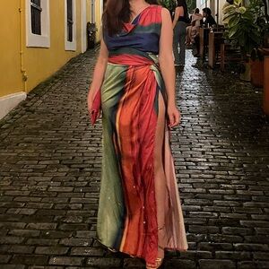 Multicolor Sleeveless Maxi Dress with Slit